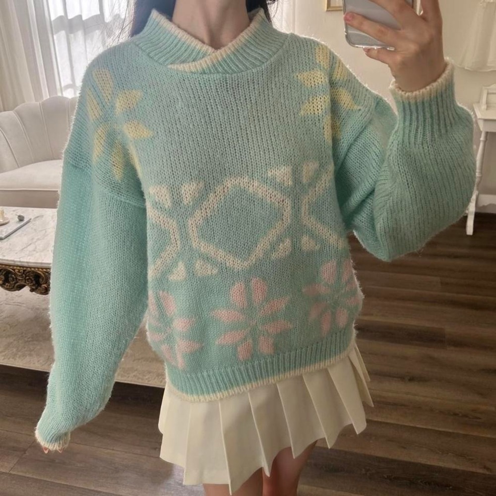 VINTAGE Licorice L Baby Blue Pastel Spring Floral Chunky Knit Sweater